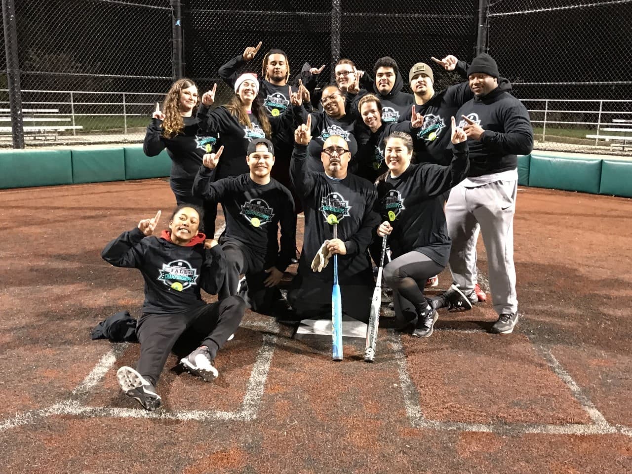 How to Start and Manage a Co-Ed Softball Team: The Complete Guide